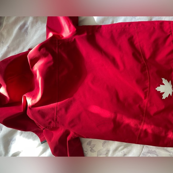 gender neutral coat size small 6 - Picture 4 of 4